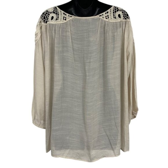 Zac & Rachel Woman Plus Size Tunic Top 2X Crochet Yoke Blouse Beige Blouse New - Picture 4 of 11